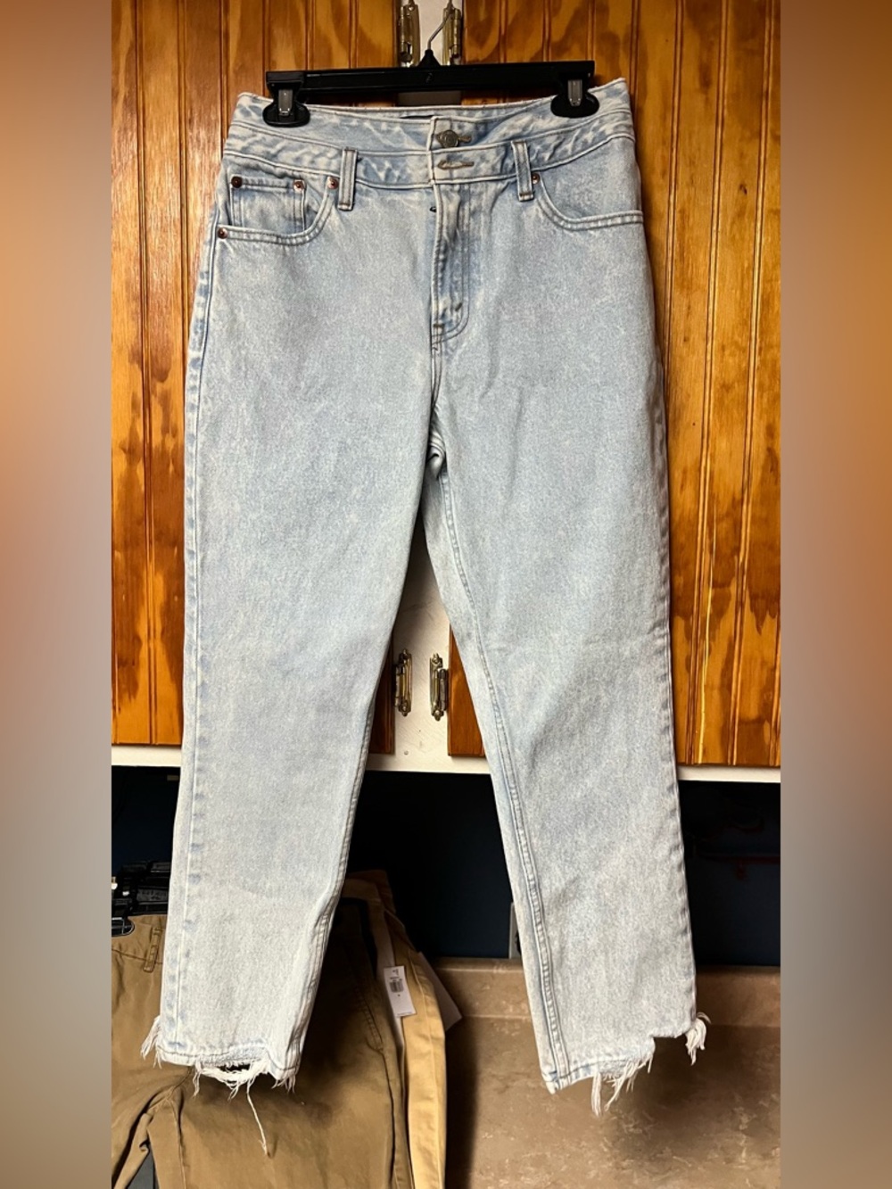 Womens A& F mom jeans size 4